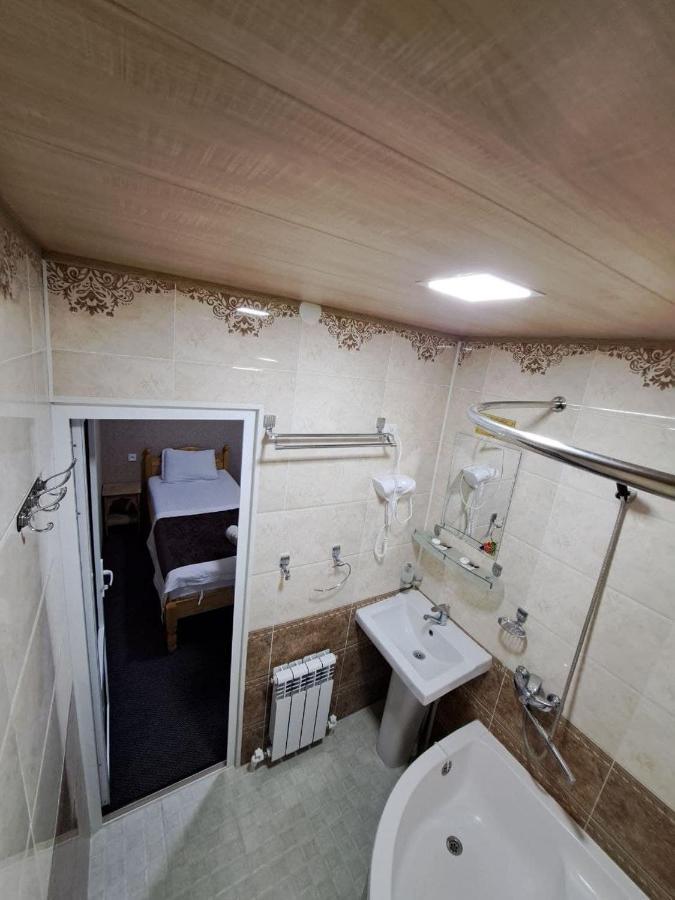 Alikhan Bukhara Bagian luar foto